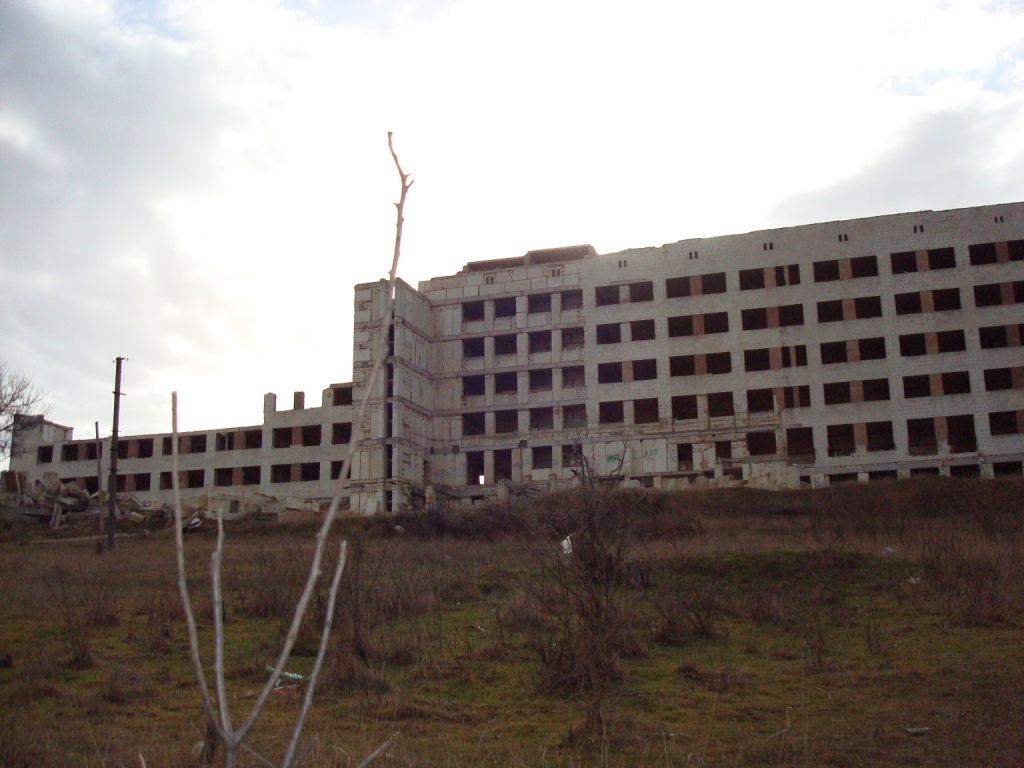Руины комплекса в Белогорске