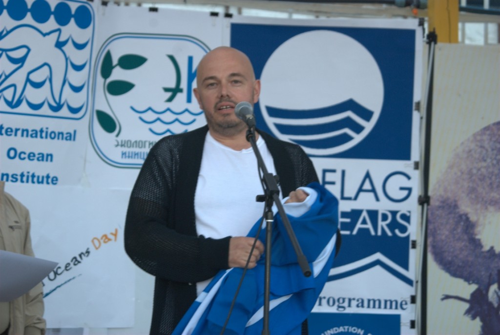 Массандровский пляж в третий раз получил «Голубой флаг»