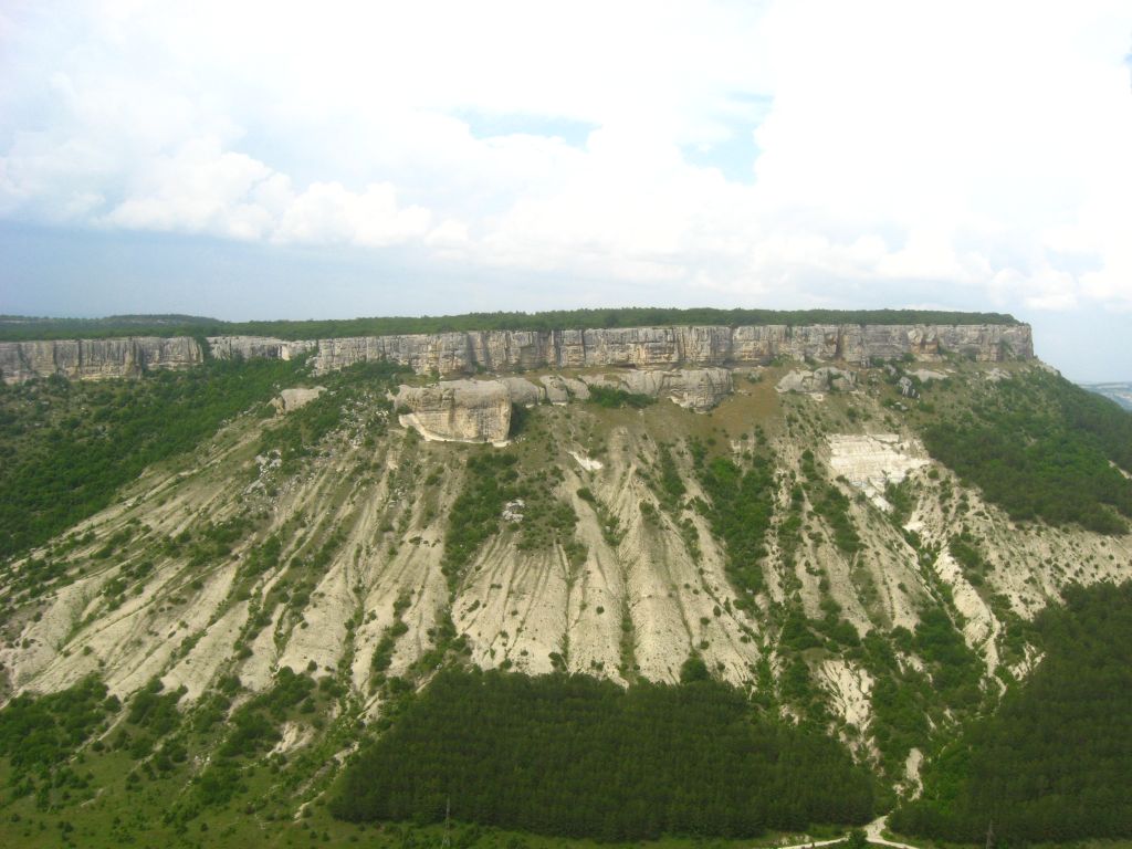 В Крыму проверяют состояние туристических трасс